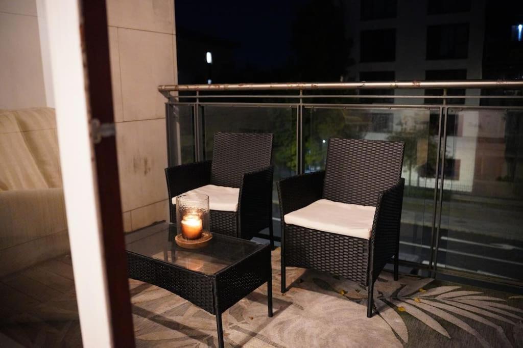 Skyview Retreat Spacious Comfort Lucan Extérieur photo